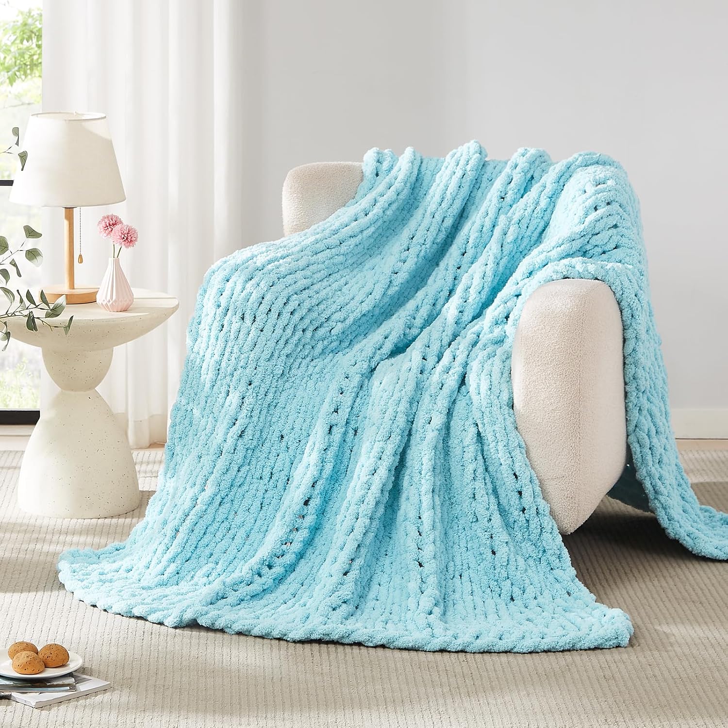 L'AGRATY Chunky Knit Blanket - Soft Chunky Throw 60x80 inches: 100% Hand Kintted Chenile Crochet Throw for Couch - Large Cable Knit Blanket for Home Decor (Ivory)
