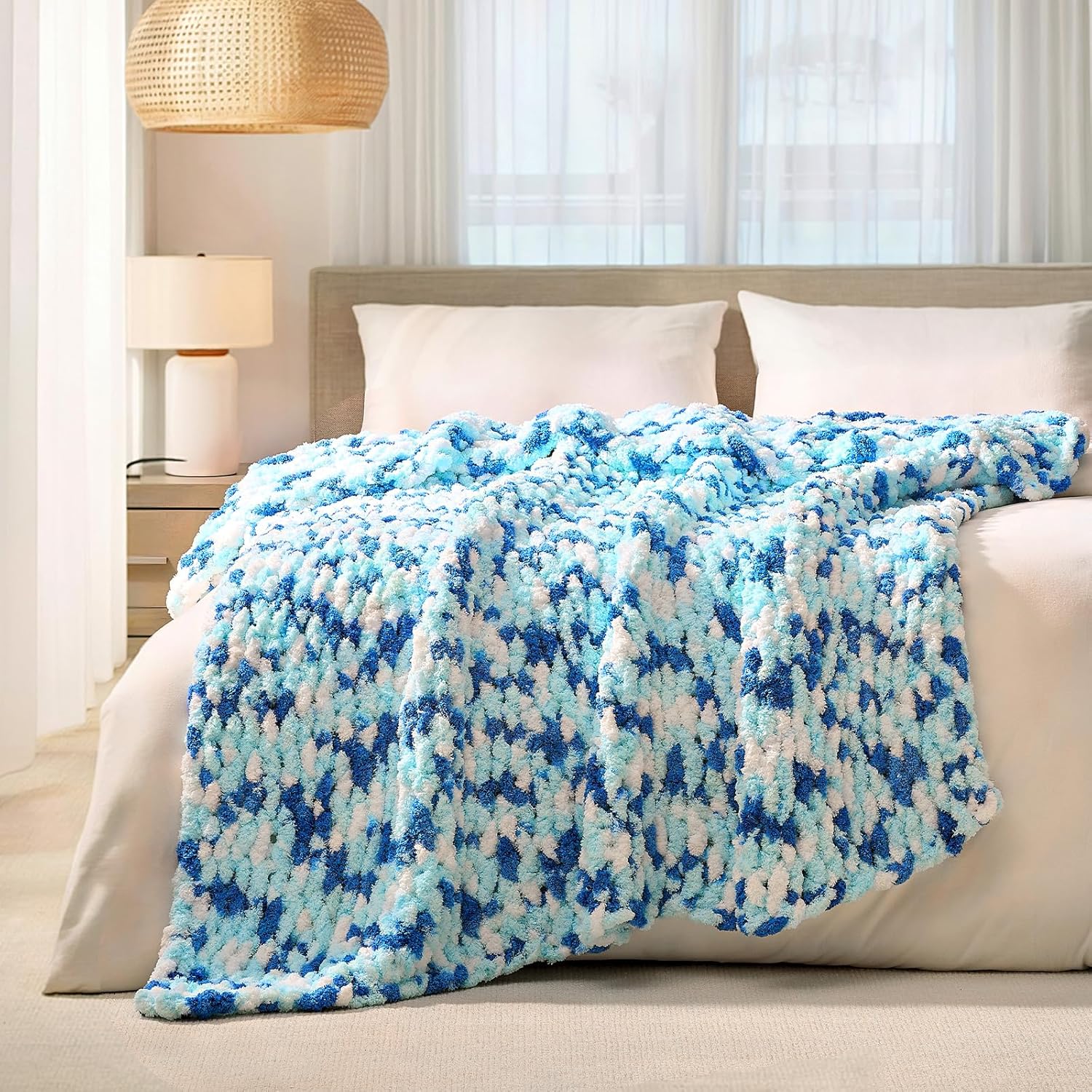 L'AGRATY Chunky Knit Blanket - Soft Chunky Throw 60x80 inches: 100% Hand Kintted Chenile Crochet Throw for Couch - Large Cable Knit Blanket for Home Decor (Ivory)