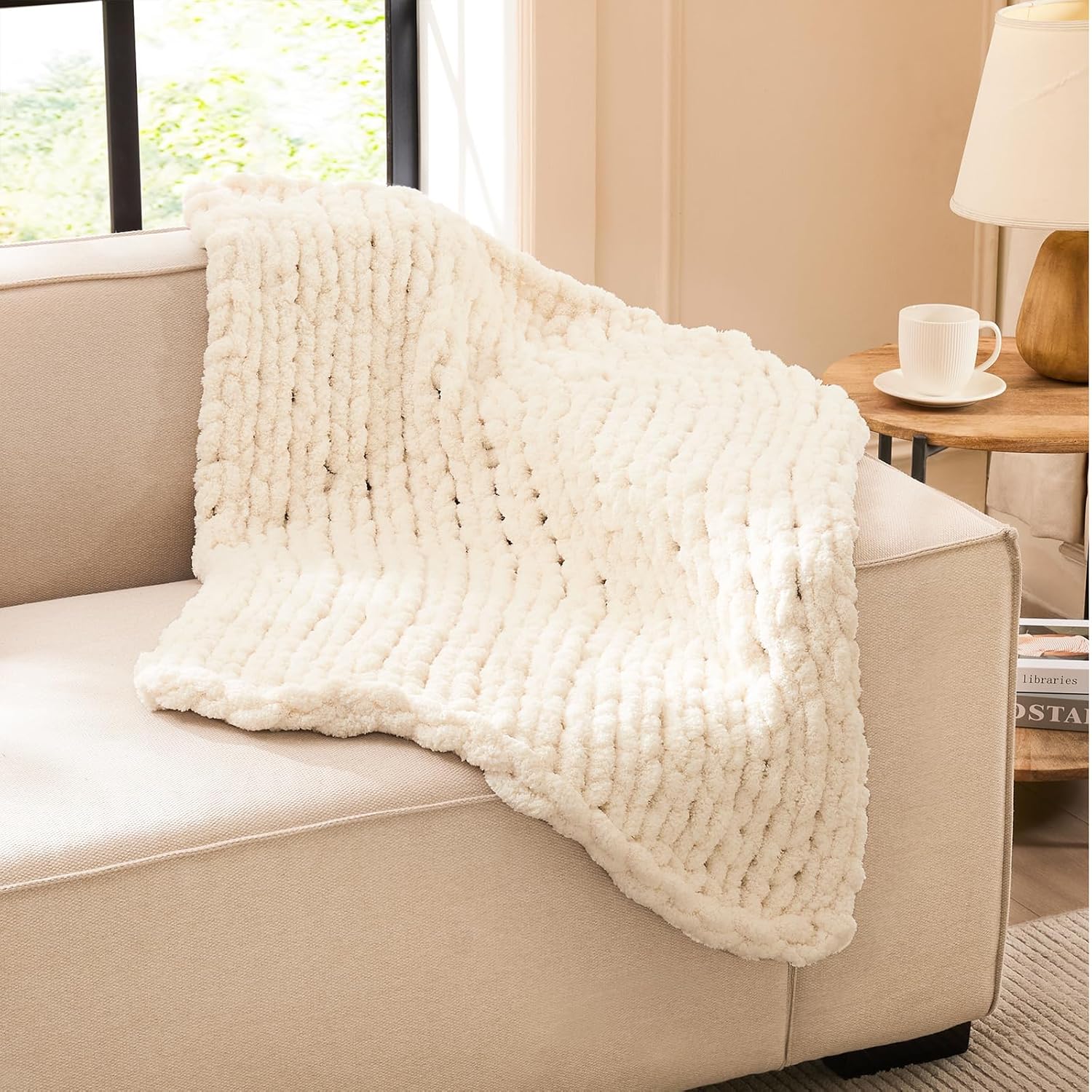 L'AGRATY Chunky Knit Blanket - Soft Chunky Throw 60x80 inches: 100% Hand Kintted Chenile Crochet Throw for Couch - Large Cable Knit Blanket for Home Decor (Ivory)