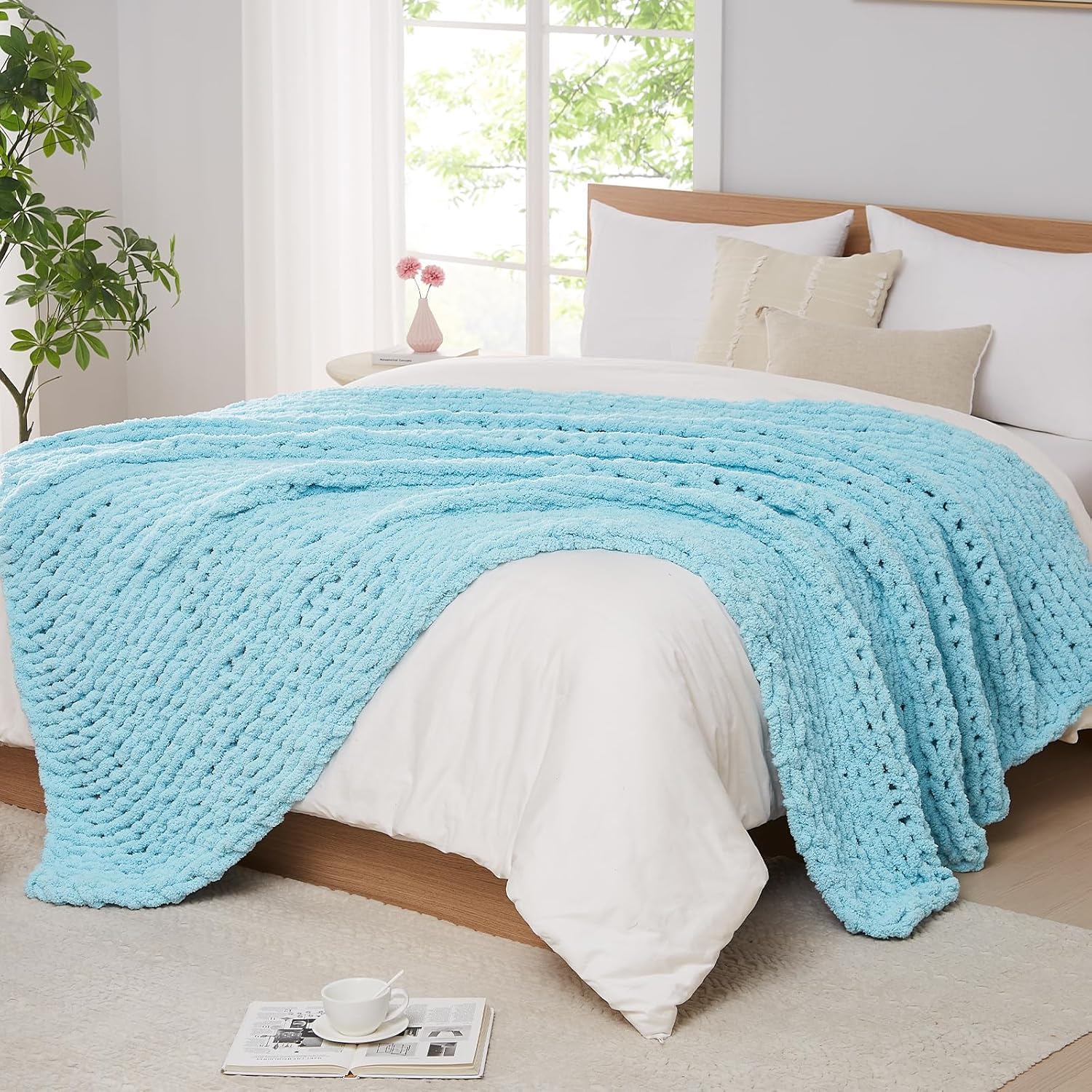 L'AGRATY Chunky Knit Blanket - Soft Chunky Throw 60x80 inches: 100% Hand Kintted Chenile Crochet Throw for Couch - Large Cable Knit Blanket for Home Decor (Ivory)