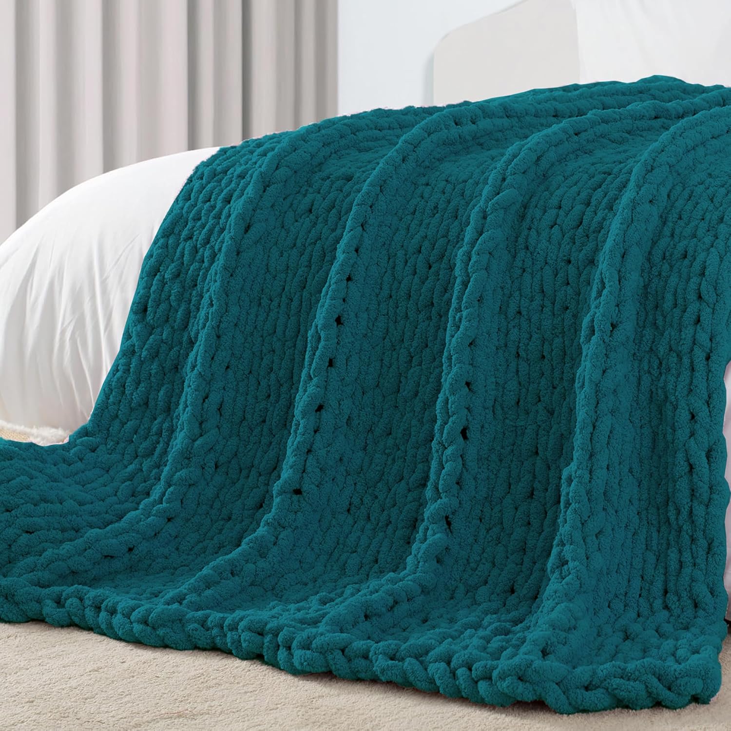 Carriediosa Chunky Knit Throw Blanket 50" X 60", 100% Hand Made Large Chenille Loop Yarn Soft Fluffy Throws for Couch Sofa Bed, Big Crochet Cozy Heavy Thick Cable Woven Blankets, Taupe