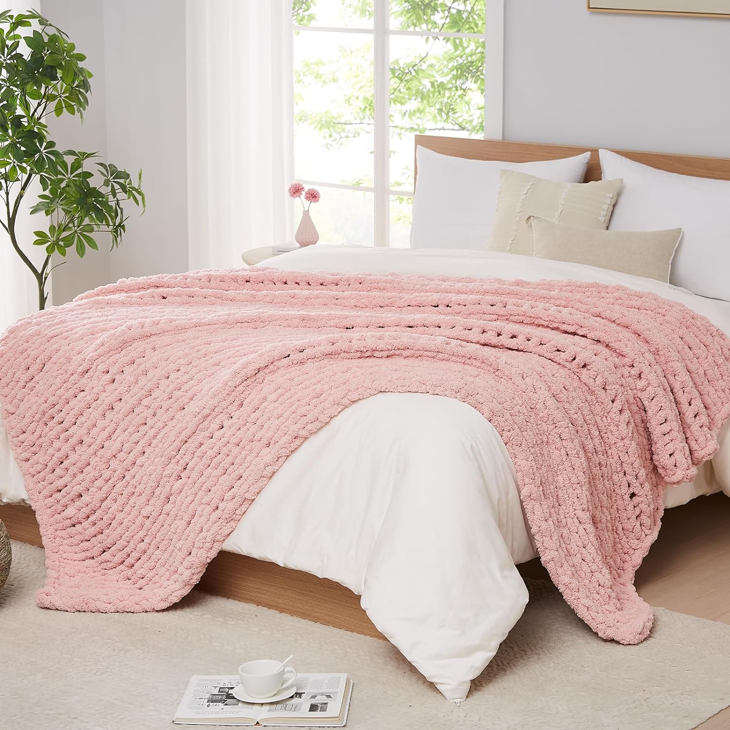 L'AGRATY Chunky Knit Blanket - Soft Chunky Throw 60x80 inches: 100% Hand Kintted Chenile Crochet Throw for Couch - Large Cable Knit Blanket for Home Decor (Ivory)
