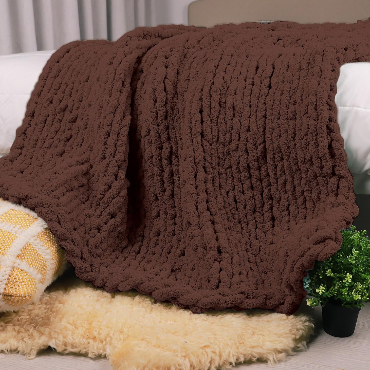 Carriediosa Chunky Knit Throw Blanket 50" X 60", 100% Hand Made Large Chenille Loop Yarn Soft Fluffy Throws for Couch Sofa Bed, Big Crochet Cozy Heavy Thick Cable Woven Blankets, Taupe