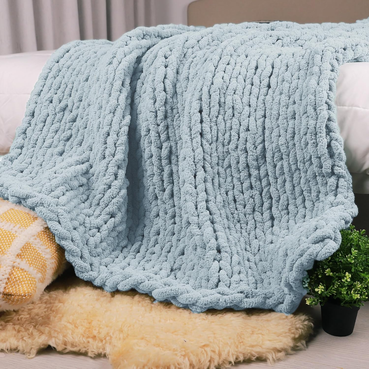 Carriediosa Chunky Knit Throw Blanket 50" X 60", 100% Hand Made Large Chenille Loop Yarn Soft Fluffy Throws for Couch Sofa Bed, Big Crochet Cozy Heavy Thick Cable Woven Blankets, Taupe